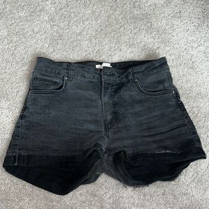 H&M black jean shorts